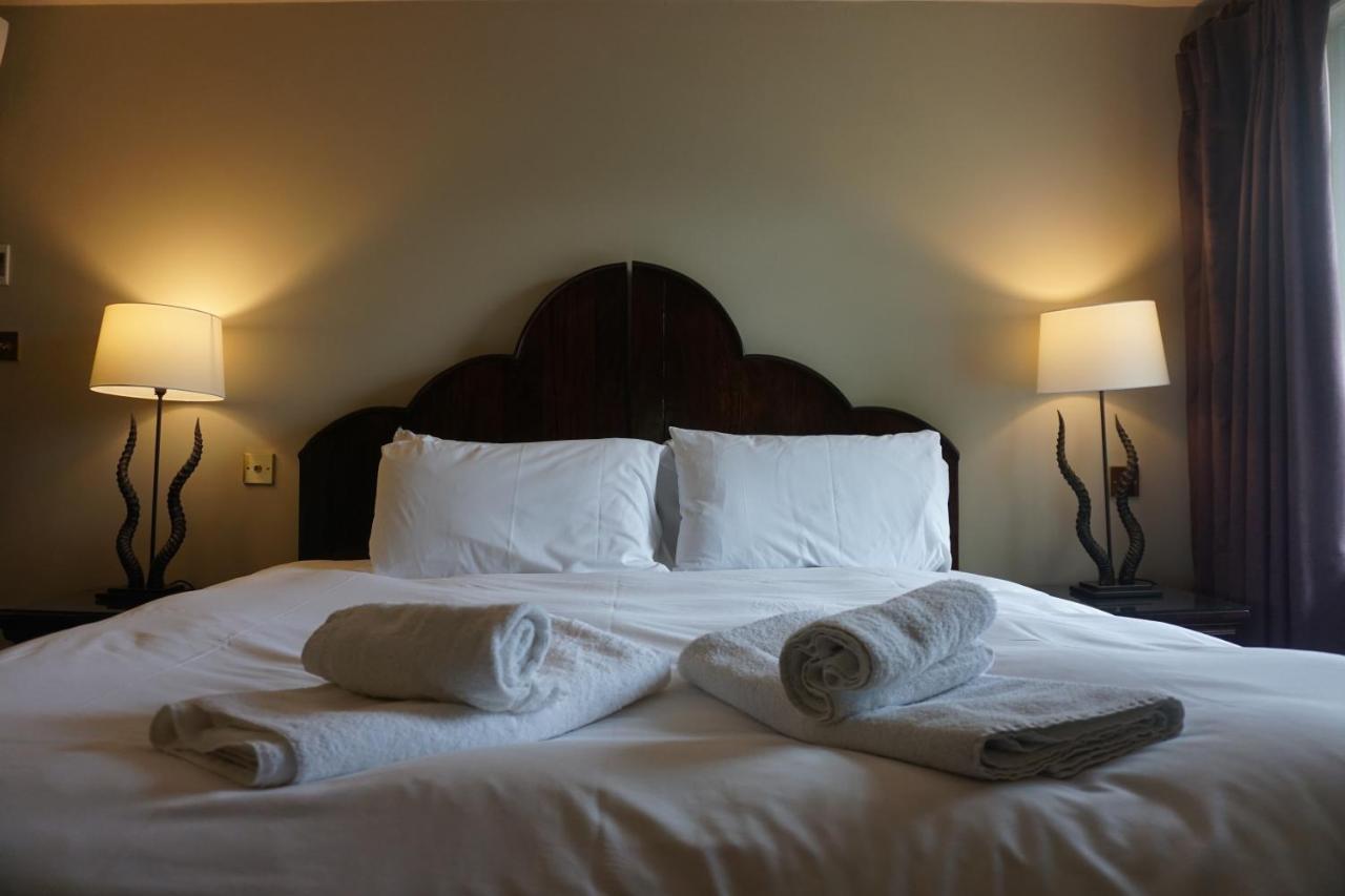 The Pembroke Arms 호텔 Wilton  객실 사진